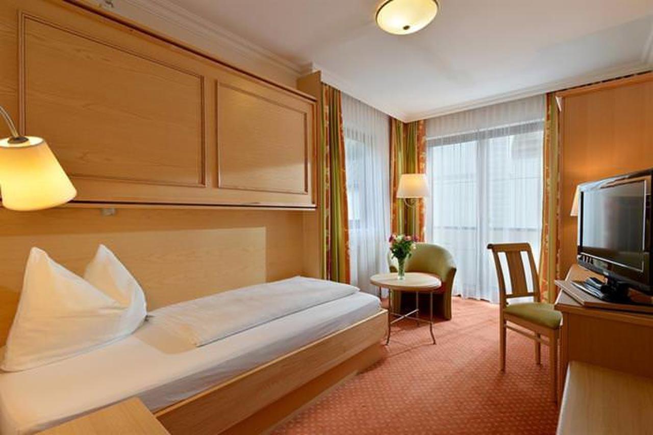 Ferienhotel Hoppet Hart im Zillertal Exteriör bild