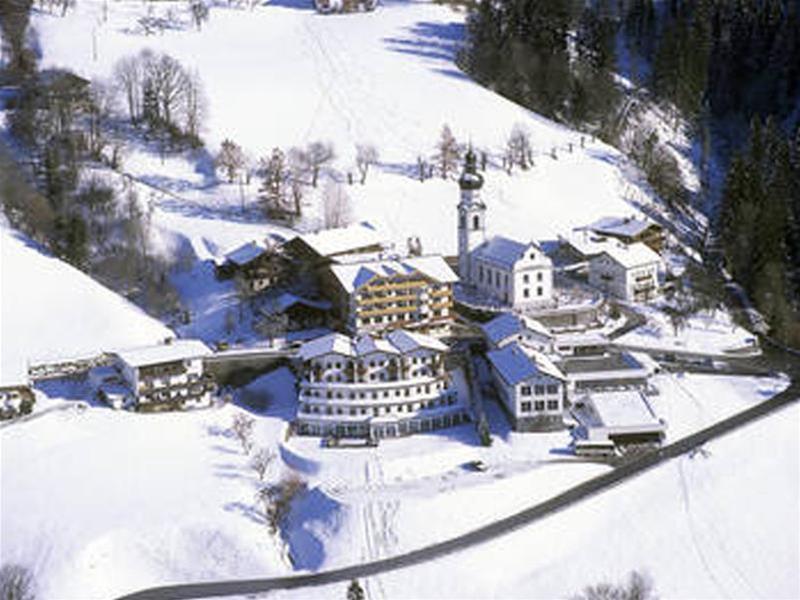 Ferienhotel Hoppet Hart im Zillertal Exteriör bild
